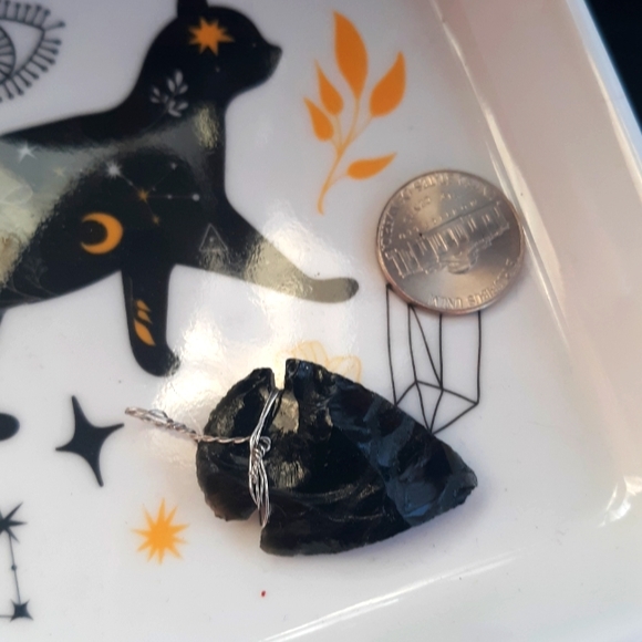 Vintage Accessories - 💥Obsidian vintage arrowhead prepped for jewelry! Big and beautiful!
